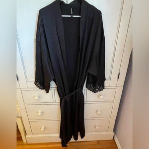 Torrid 3x Black Satin Lace Robe